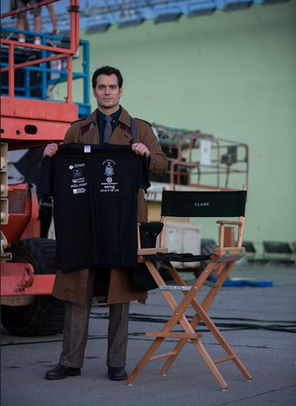 Btaman v Superman: prima immagine di Henry Cavill/Clark Kent