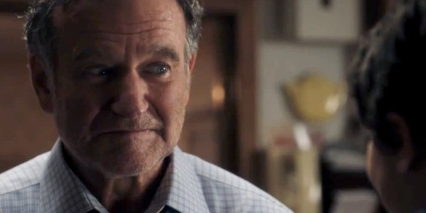 Robin Williams: una clip da A Merry Friggin' Christmas