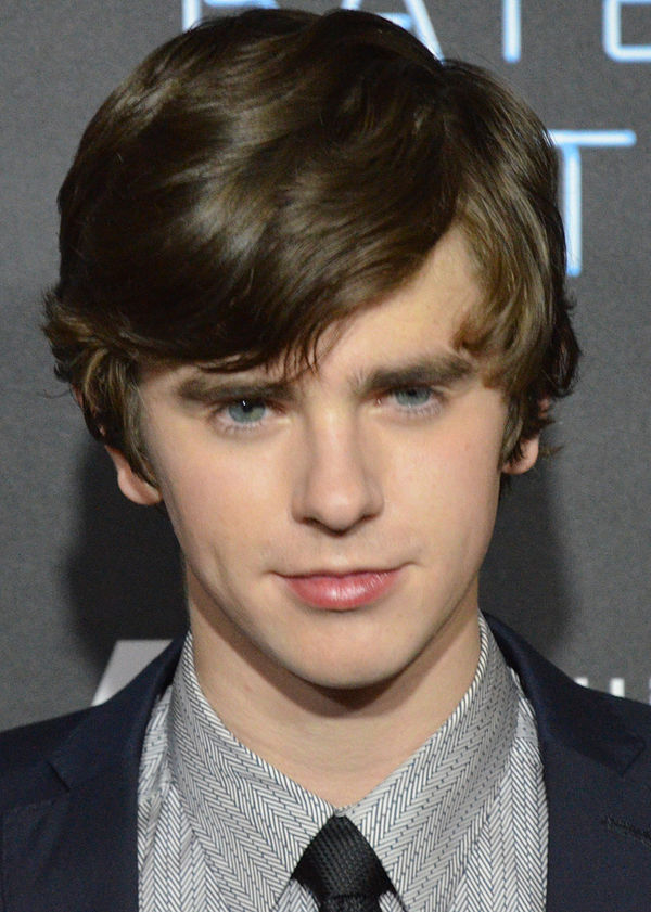 Freddie_Highmore