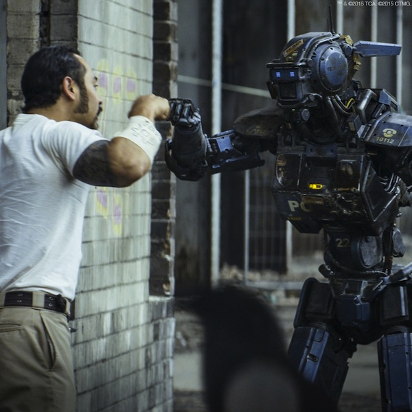 sony_chappie_szenenbilder_8-1024×1024