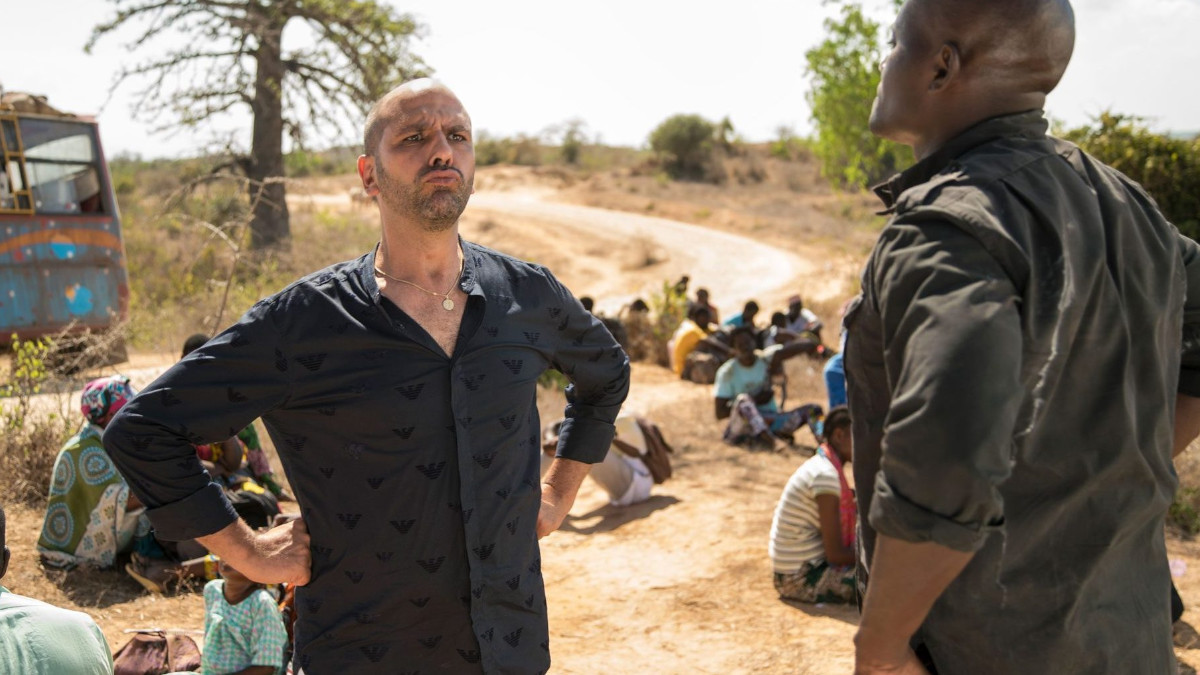 Con Tolo Tolo di Checco Zalone il trollaggio diventa cinema