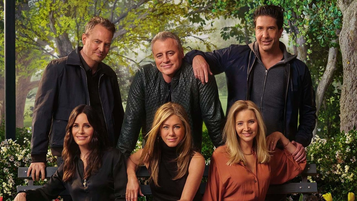 Friends, la reunion: i protagonisti della serie tornano insieme sul set
